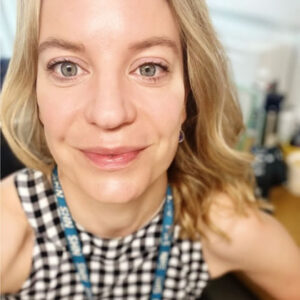 Dr Angela Wright
